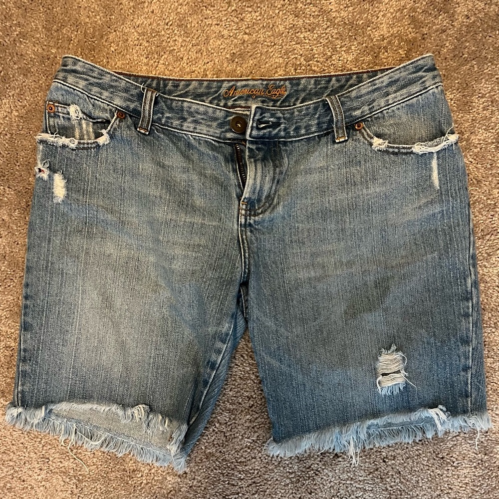 American eagle Bermuda shorts
